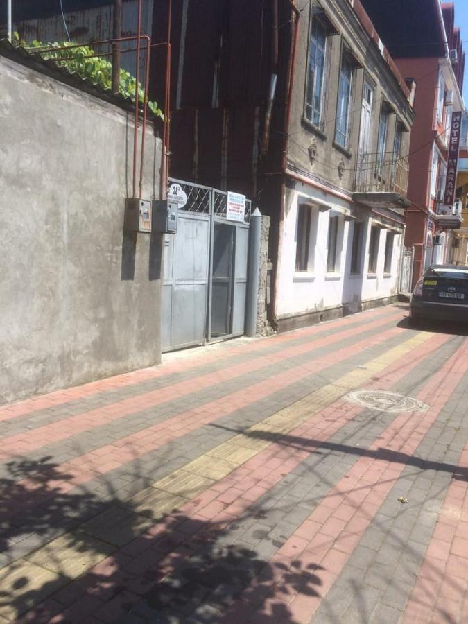 Batumi Guesthouse 28A 外观 照片