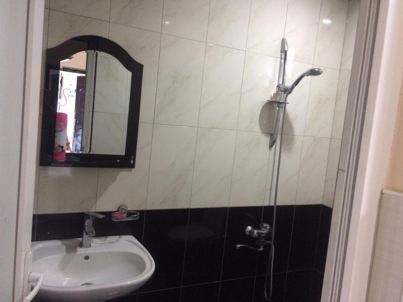 Batumi Guesthouse 28A 外观 照片