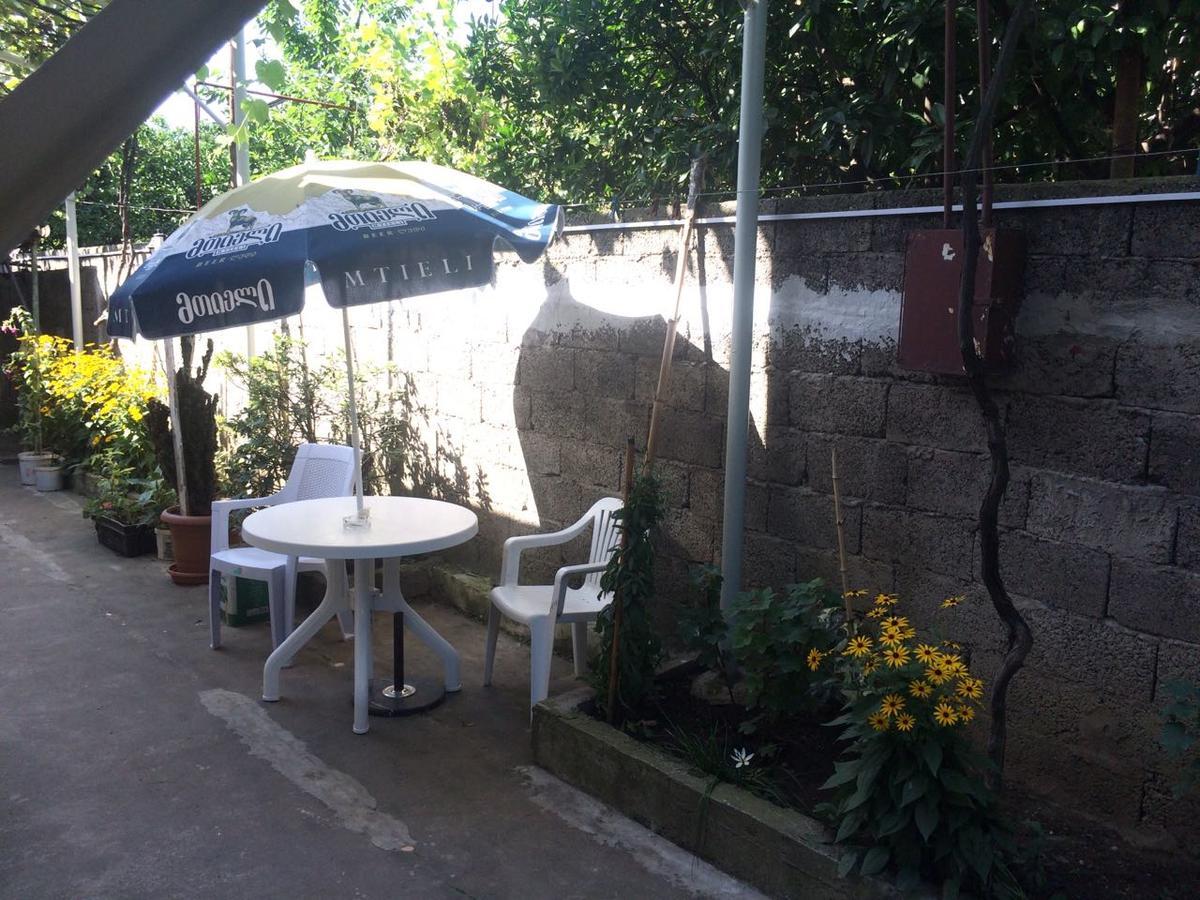 Batumi Guesthouse 28A 外观 照片