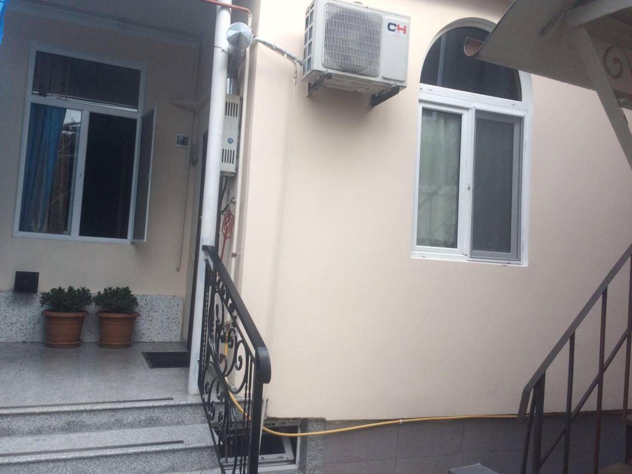 Batumi Guesthouse 28A 外观 照片