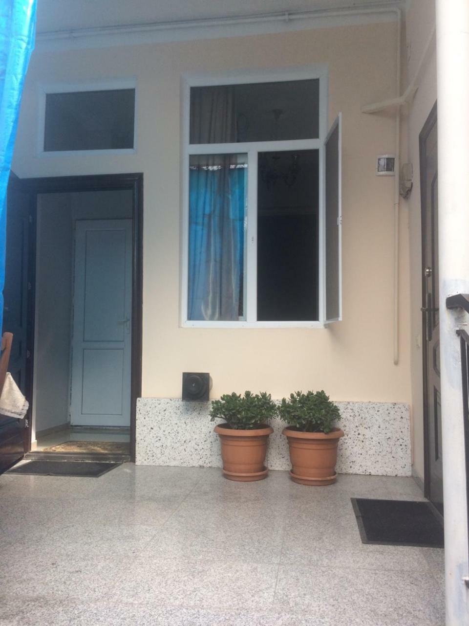 Batumi Guesthouse 28A 外观 照片